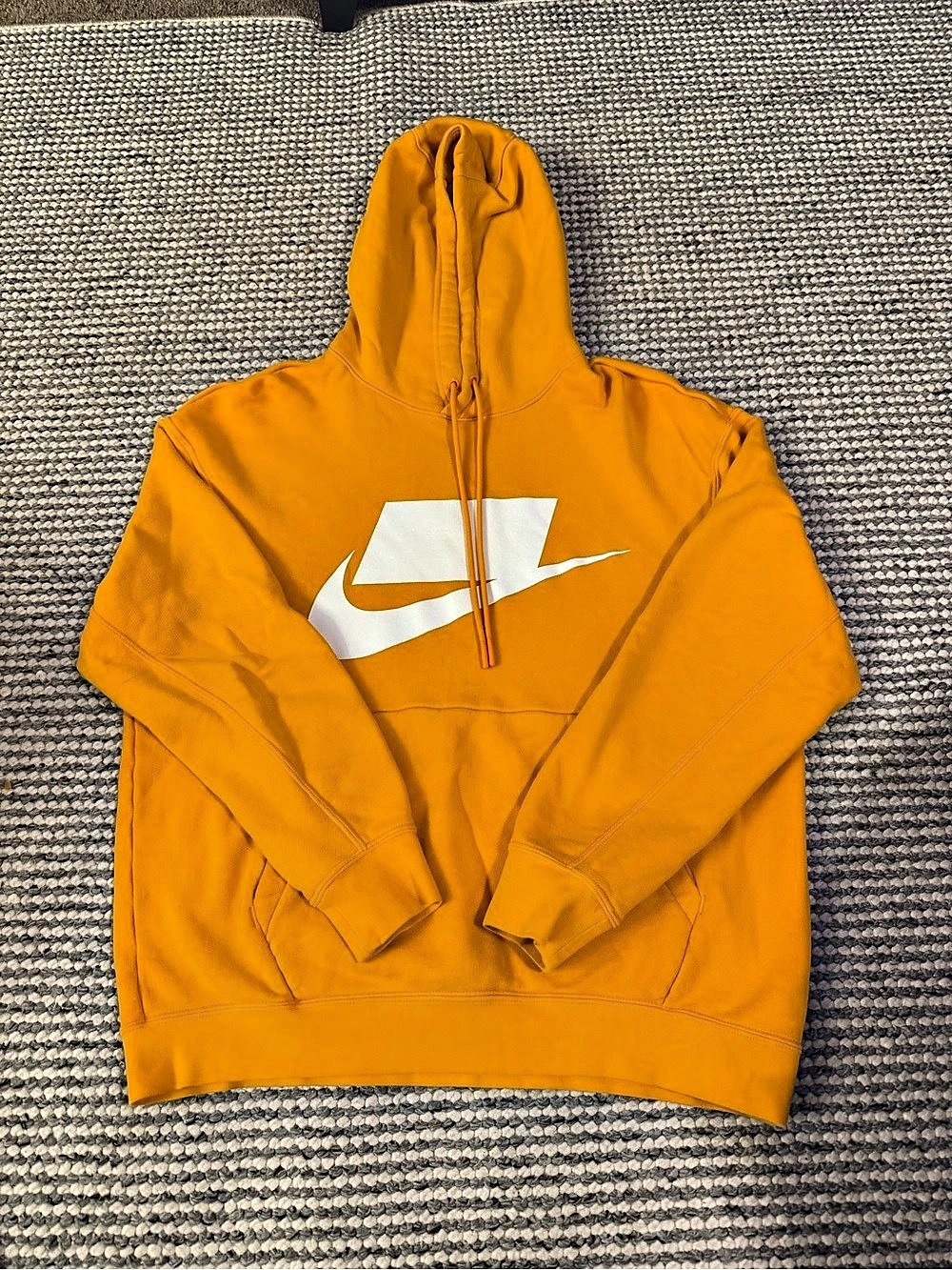 Nike Sportswear Pullover Hoodie Orange Medium